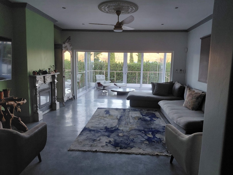 To Let 4 Bedroom Property for Rent in Franschhoek Western Cape
